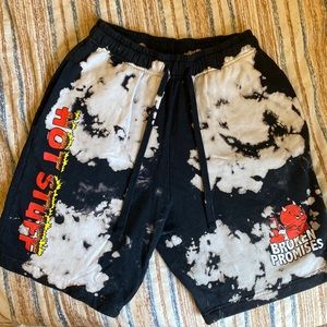 Broken promises baggy shorts